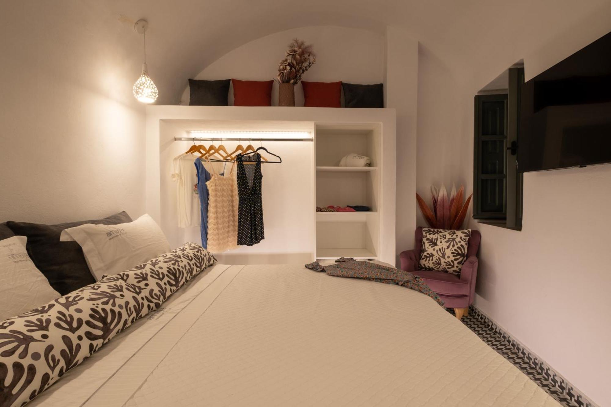 Amaya Selection Of Villas Oia  Bilik gambar
